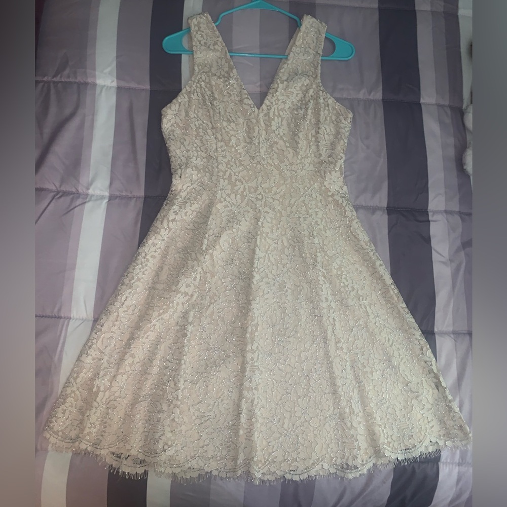 Kensie Lace Dress in size 6. New, but the tag is no longer attached.